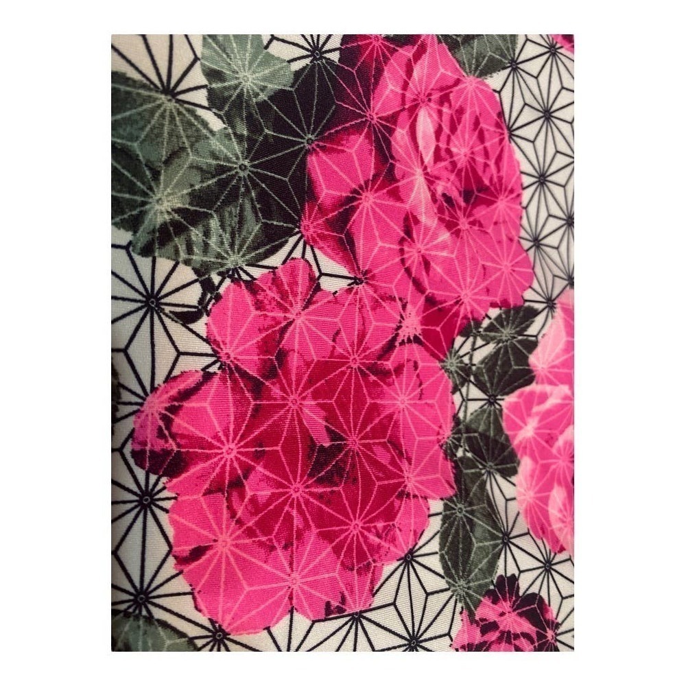 Tail Floral Geo Skort In White Pink & Black Size L Fits 14, 16, XL, 1X - Picture 4 of 10